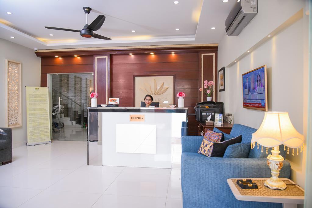 Orchards Cottage Hotel การาจี ภายนอก รูปภาพ