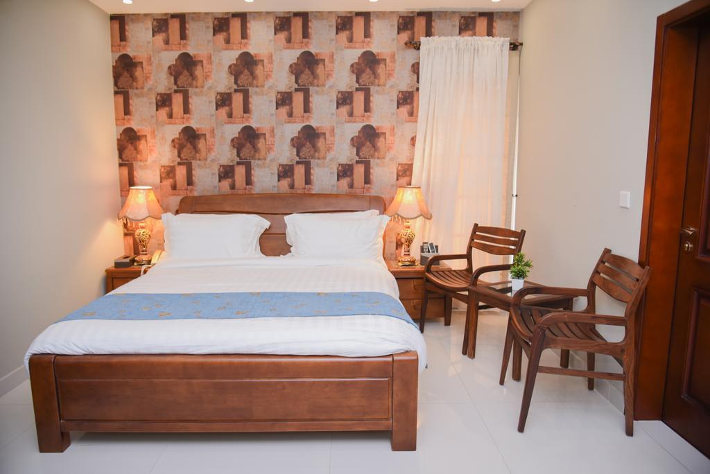 Orchards Cottage Hotel การาจี ภายนอก รูปภาพ